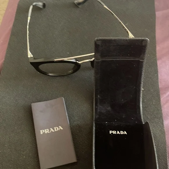Prada Sunglasses - Picture 6 of 6